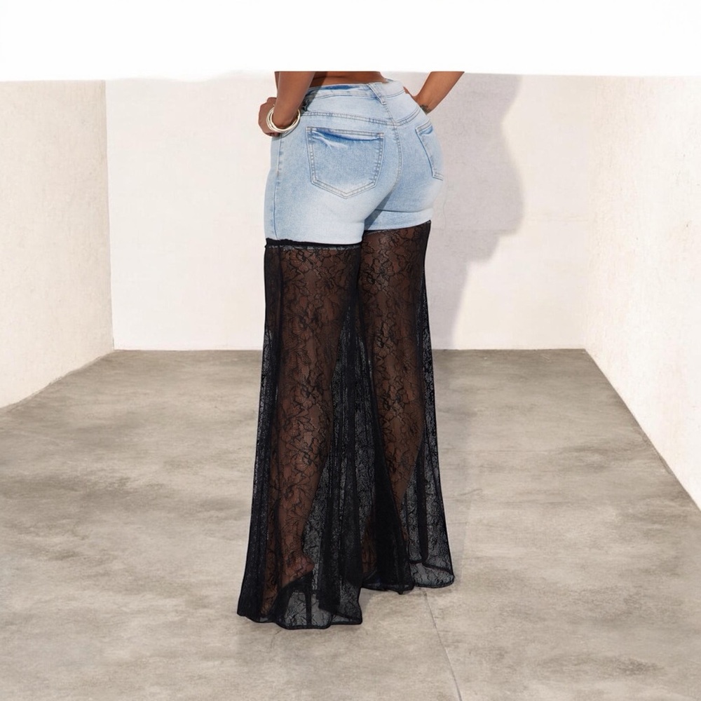 NWT Lace Bell Bottom Flare Jeans